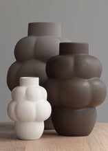 将图片加载到图库查看器，LOUISE ROE COPENHAGEN l Ceramic Balloon Vase 04 Petit Raw White