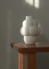 Load image into Gallery viewer, LOUISE ROE COPENHAGEN l Ceramic Balloon Vase 04 Petit Raw White