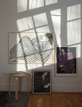 Load image into Gallery viewer, SOFIA LIND _ READING